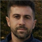 Altos conocimientos en historia y geografía. Además de Lengua castellana y literatura